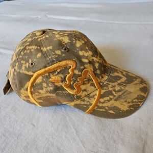 IQ-Company Camouflage Baseball Cap with Embroidered Logo Unisex One Size